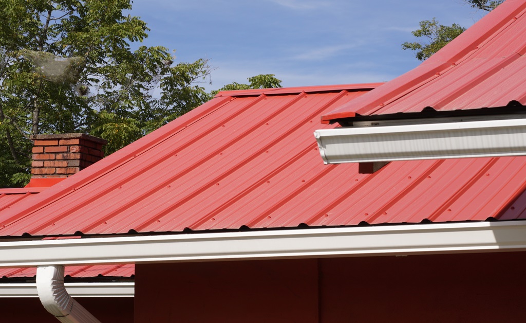 Best Color for a Metal Roof in a Hot Climate